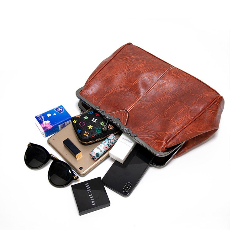 Lædertaske med Vintage Snaplukning – Retro Skuldertaske