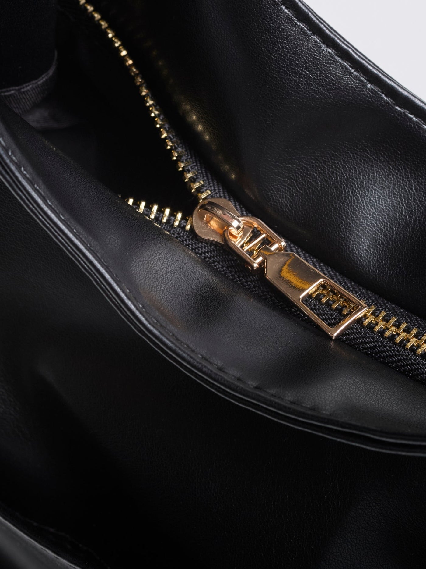 Minimalistisk Vegan Læder Hobo Skuldertaske