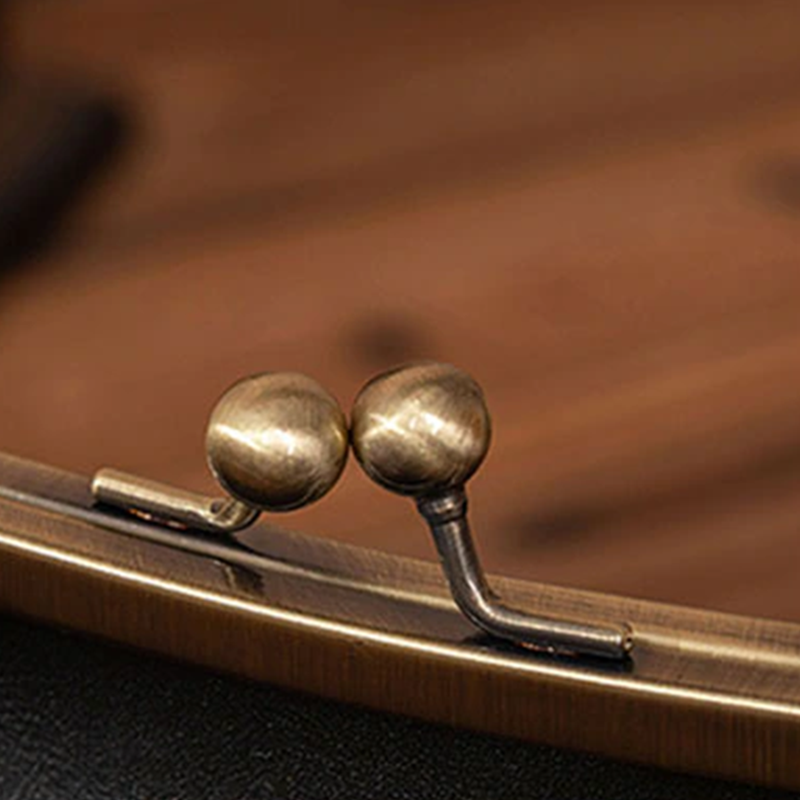 Vintage Læder Skuldertaske med Snaplukning