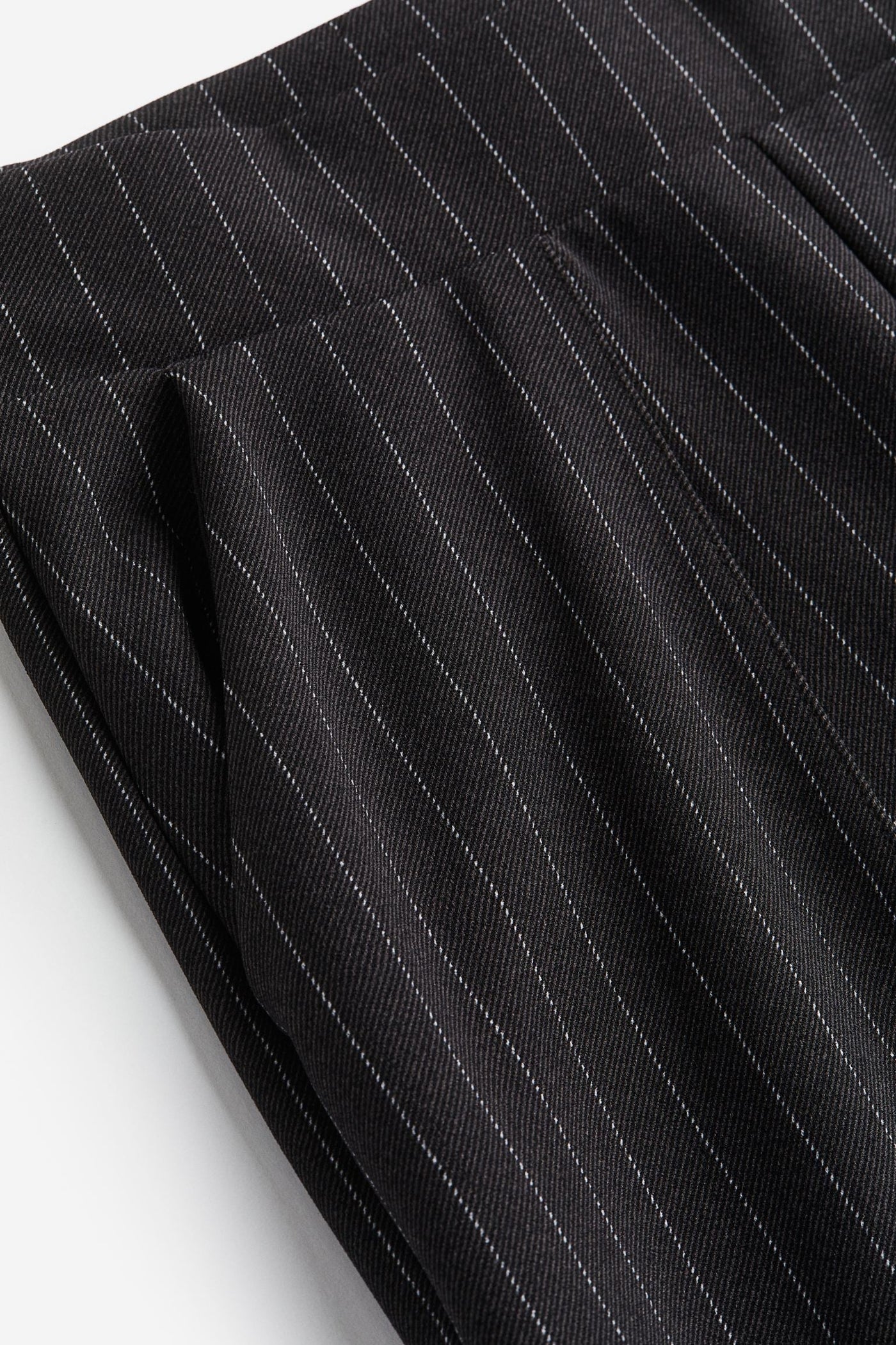 Luftig damebukser med bredt snit og folder Bukser Dame