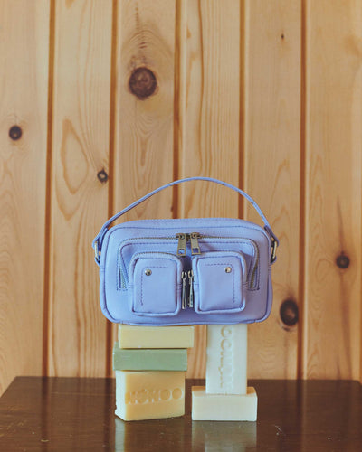 Helena – Lædertaske i Fårskind Lavendel