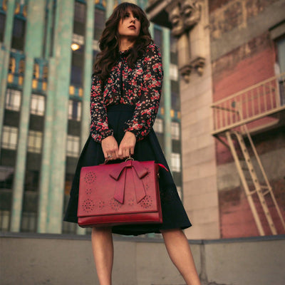 Lisa – Elegant Læder Håndtaske med Sløjfe