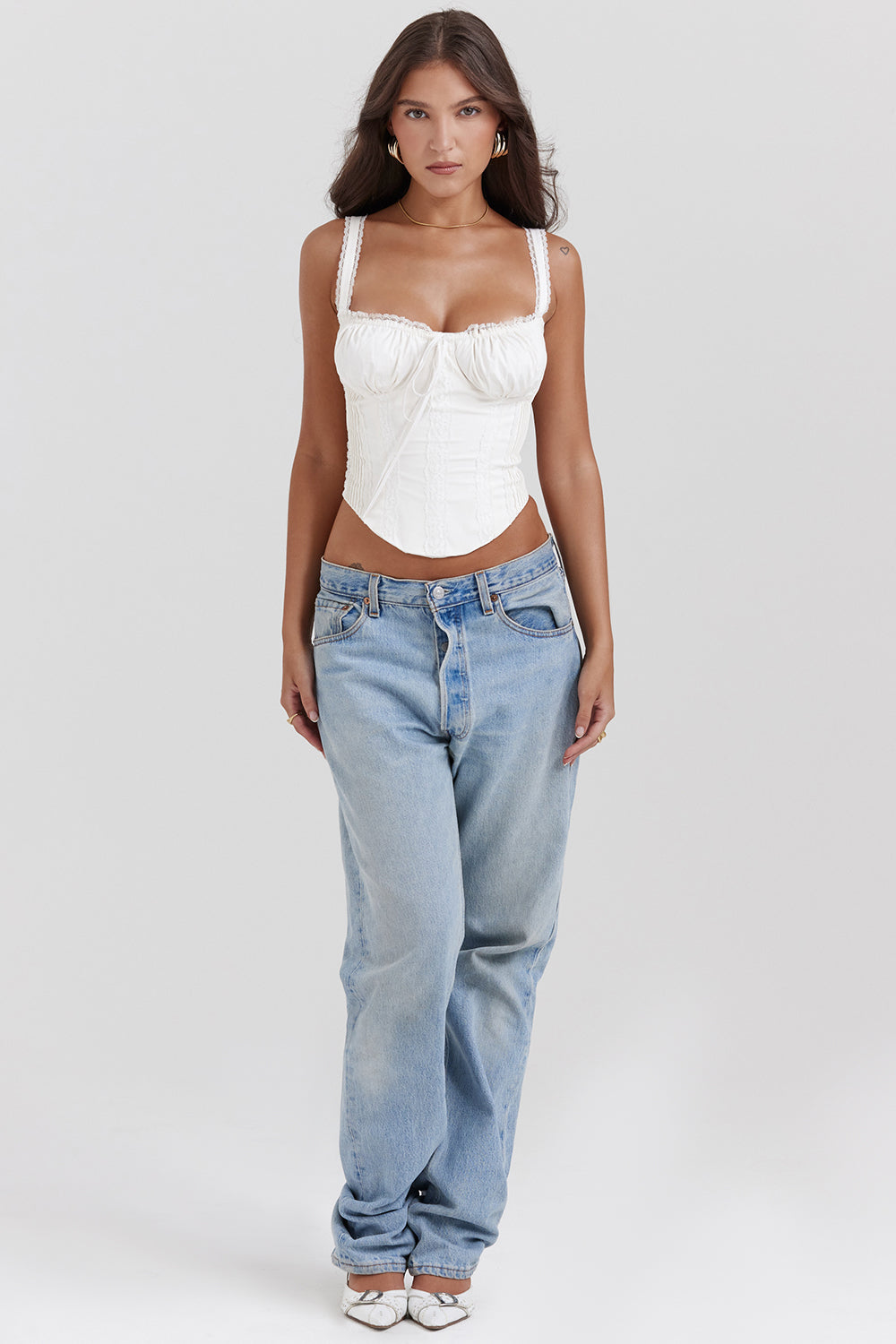 Beate | Hvid Snøret Korset Top Til Kvinder Corset Dame